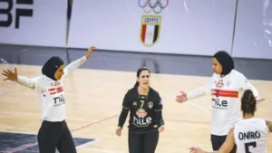 بعثة سيدات طائرة الزمالك تغادر القاهرة للمشاركة في كأس العالم للأندية